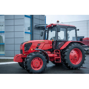 Traktors MTZ  1025.7(-002)-jauns